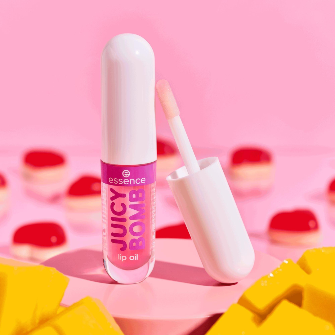 Essence Juicy Bomb Party Lip Oil: Hydrating, Ultra-Glossy, Non-Sticky, Fruity Shine